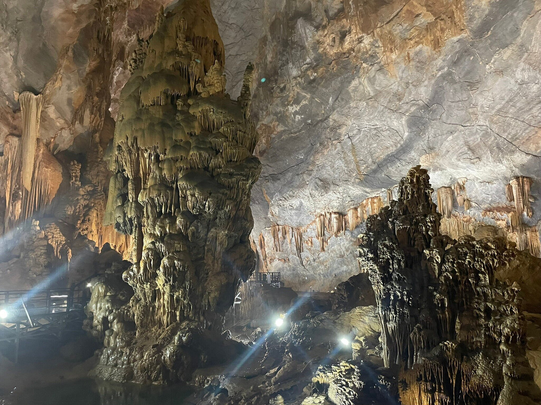 Paradise Cave-峰牙－己榜国家公园必去景点