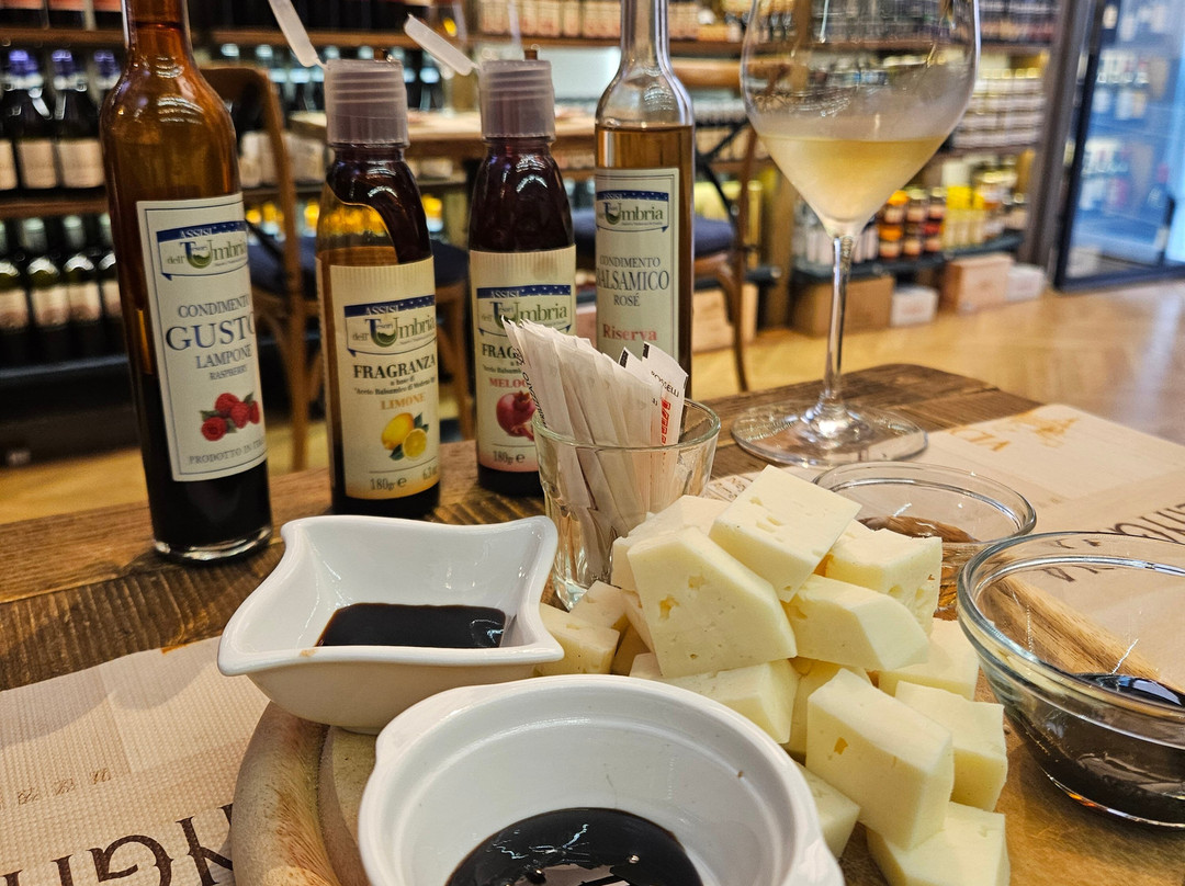 Wine Assisi Tesori dell'Umbria-阿西西必去景点