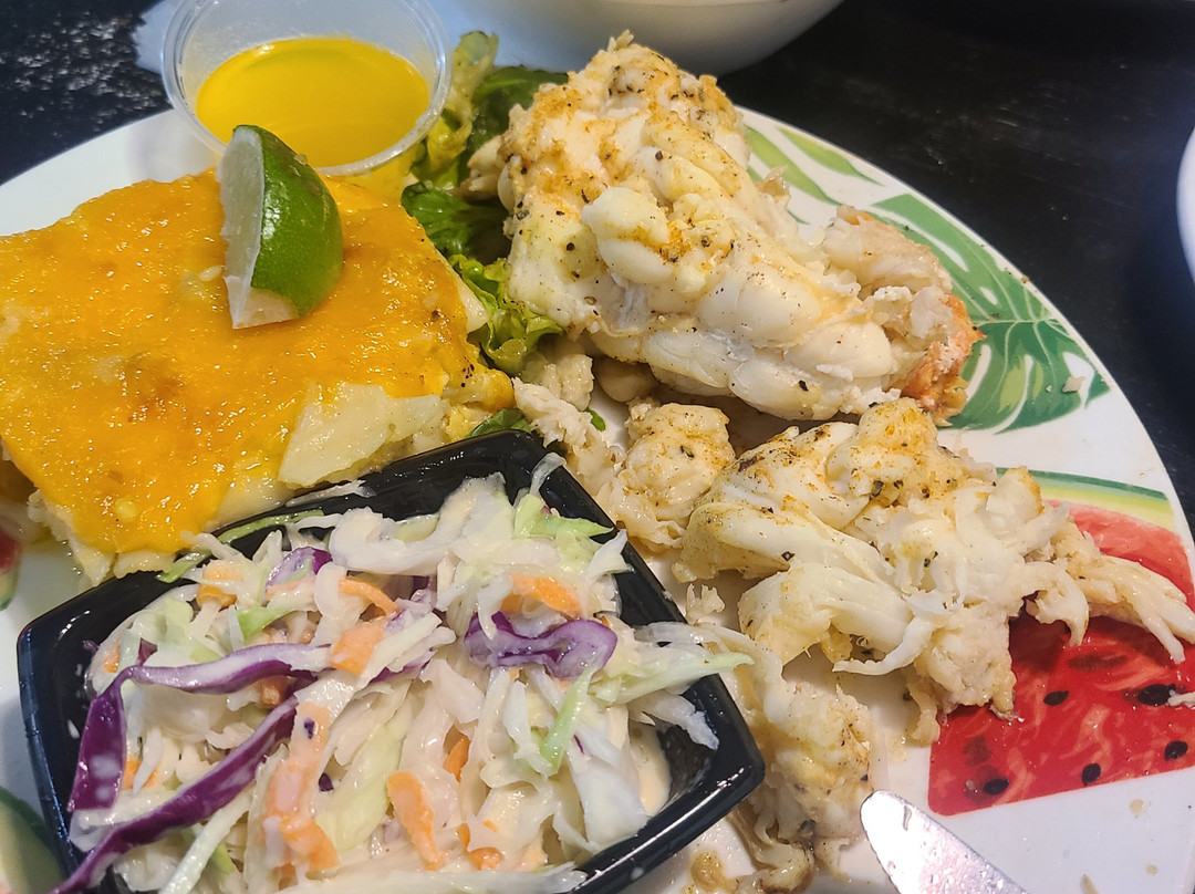 Paradise Island Beach Club主图