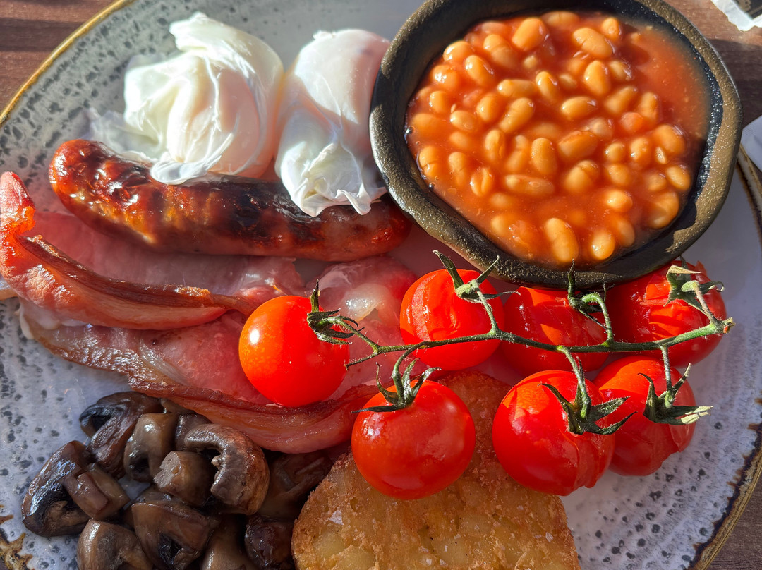 The Melbreak Hotel主图