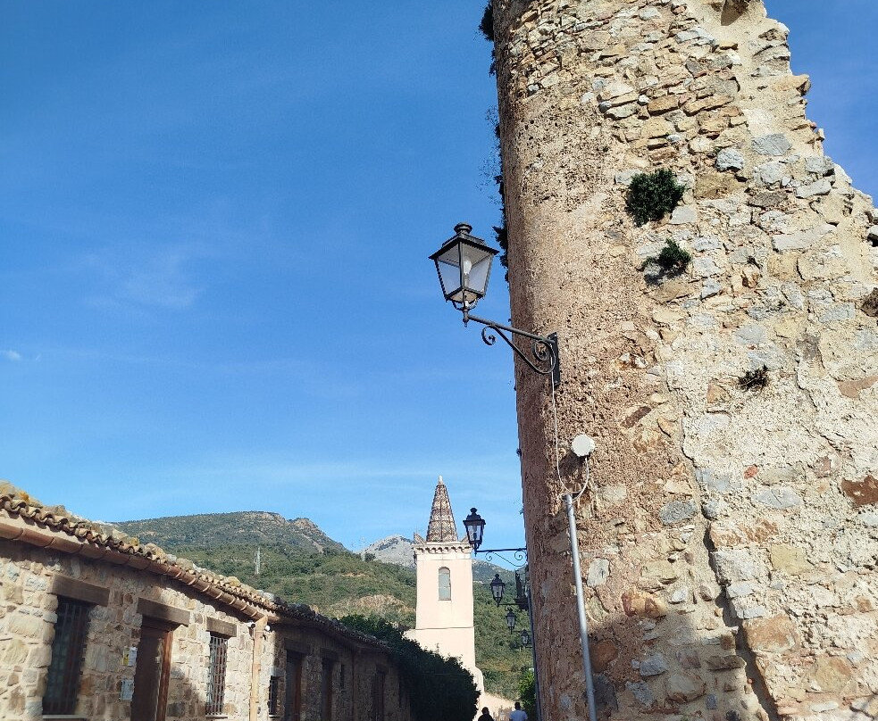 Castello Medievale di Collesano-Collesano必去景点