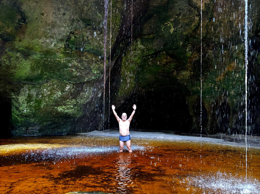 Turismo na Amazônia - Gruta da Judeia-Presidente Figueiredo必去景点