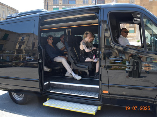 Shuttle Tour N.C.C Taxi Roberto Alabiso-阿格里真托必去景点