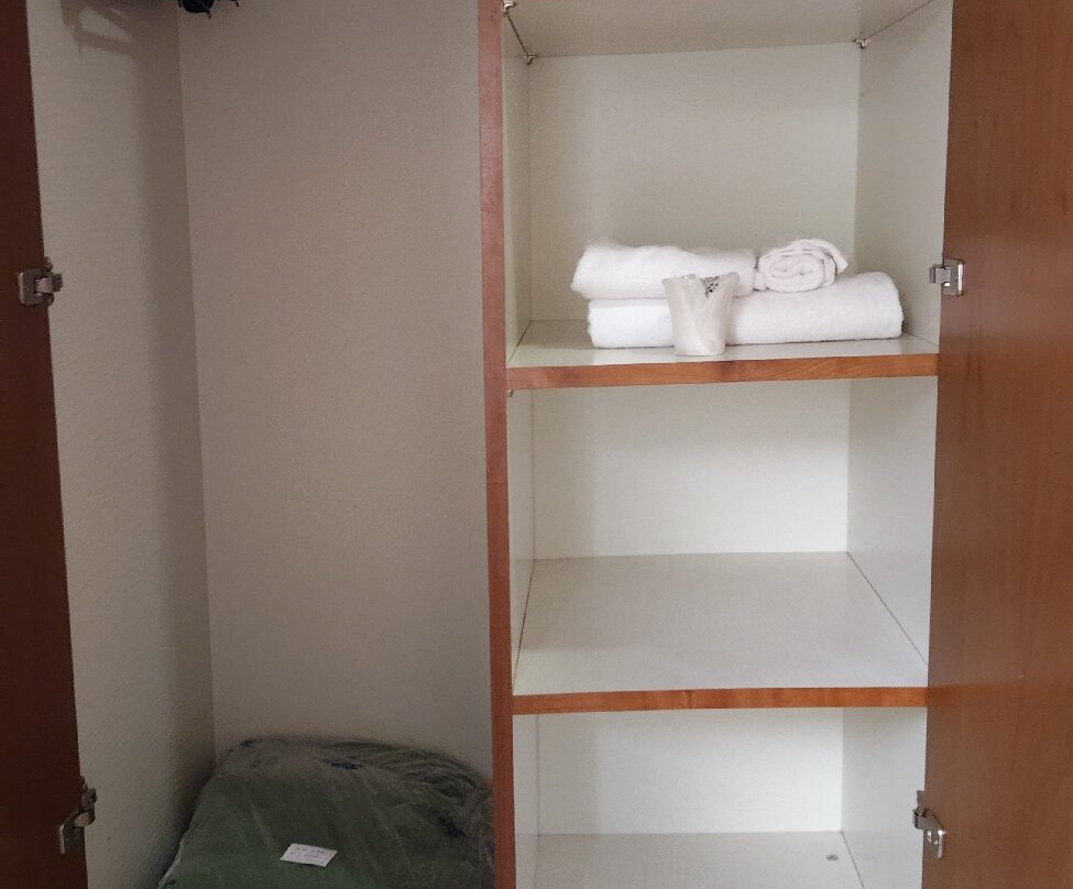 艾吉尔西酒店主图