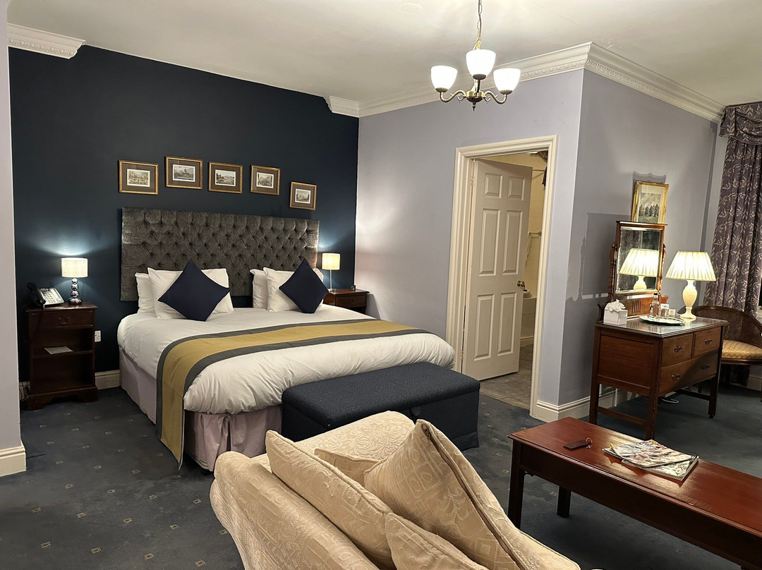 Corse Lawn House Hotel主图