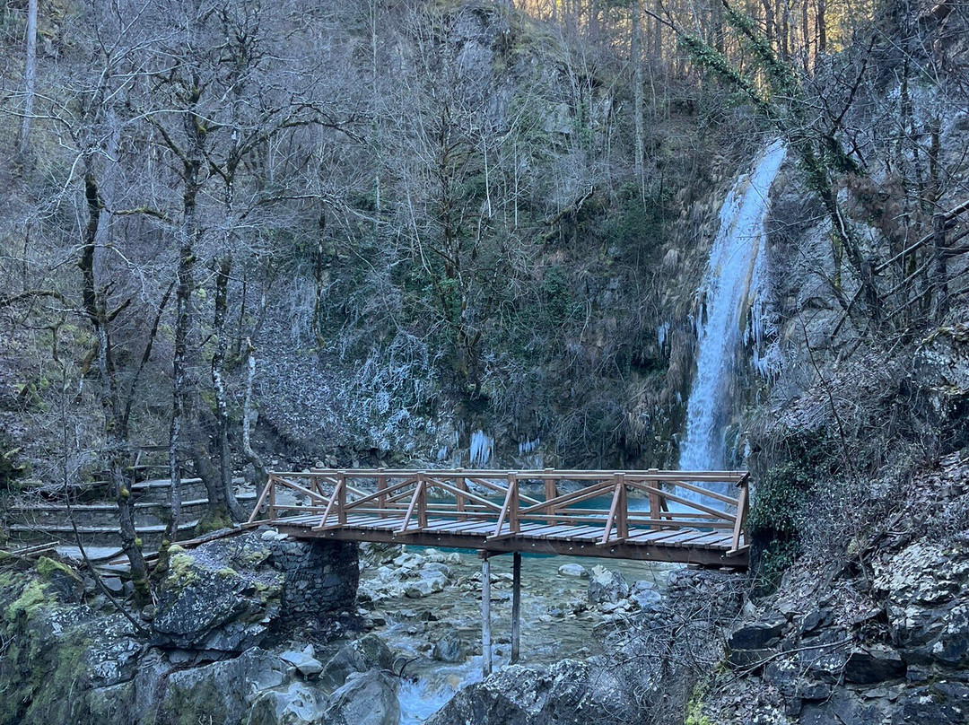 Balta di Stringa Waterfalls-Iliochori必去景点