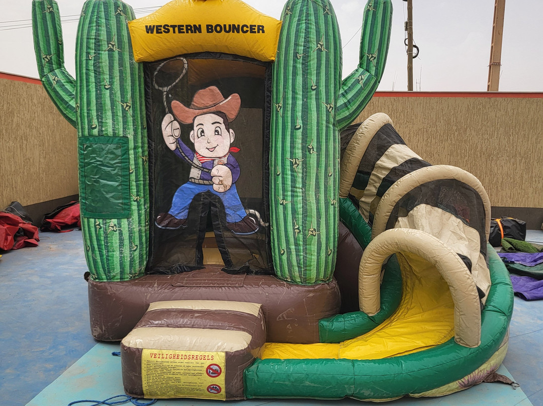 Topi parc de jeux-廷吉尔必去景点