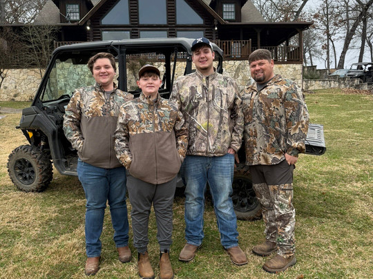 Cedar Cove Ranch主图