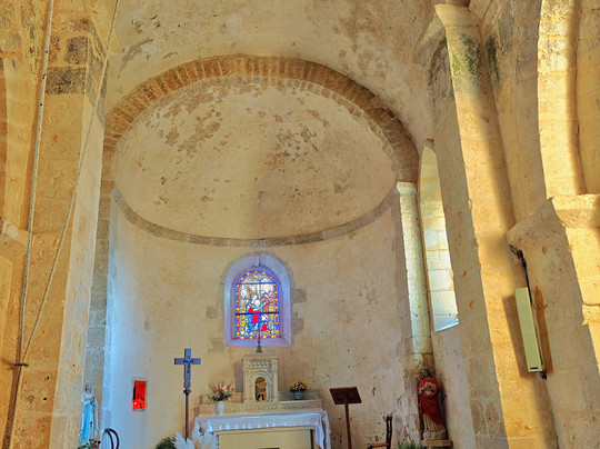 Eglise Saint Martin-Brux必去景点