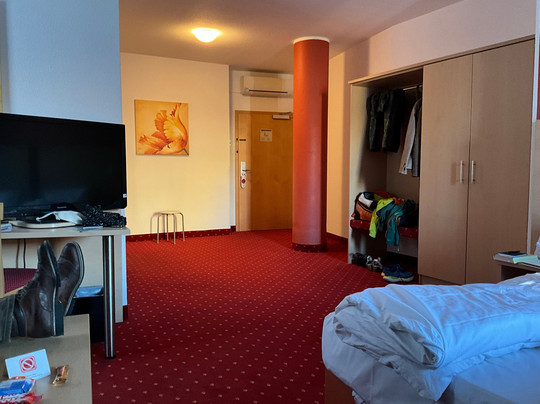 昂特老城区酒店主图