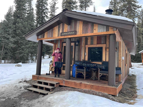 龙恩山牧场酒店主图