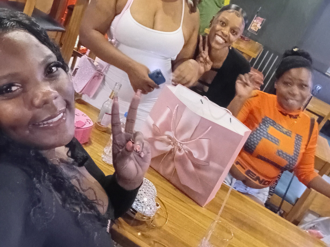 Sixes Social Cricket Woodbrook