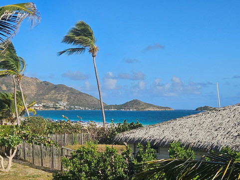 拉普拉亚东方湾酒店主图