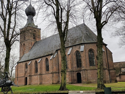 Nicolaaskerk (15e eeuw)-Dwingeloo必去景点