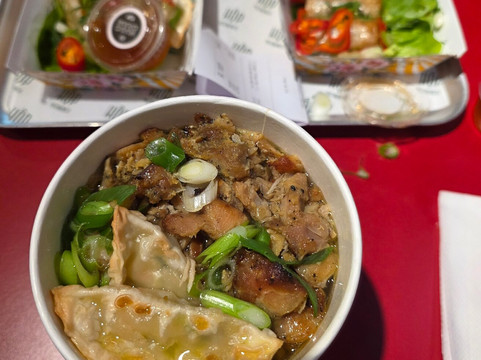 Hop Vietnamese Market Street