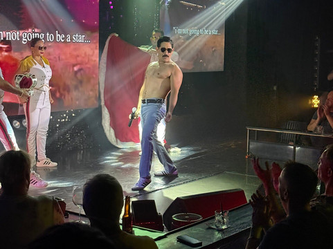 The Palm Cabaret and Bar-瓦拉塔港必去景点