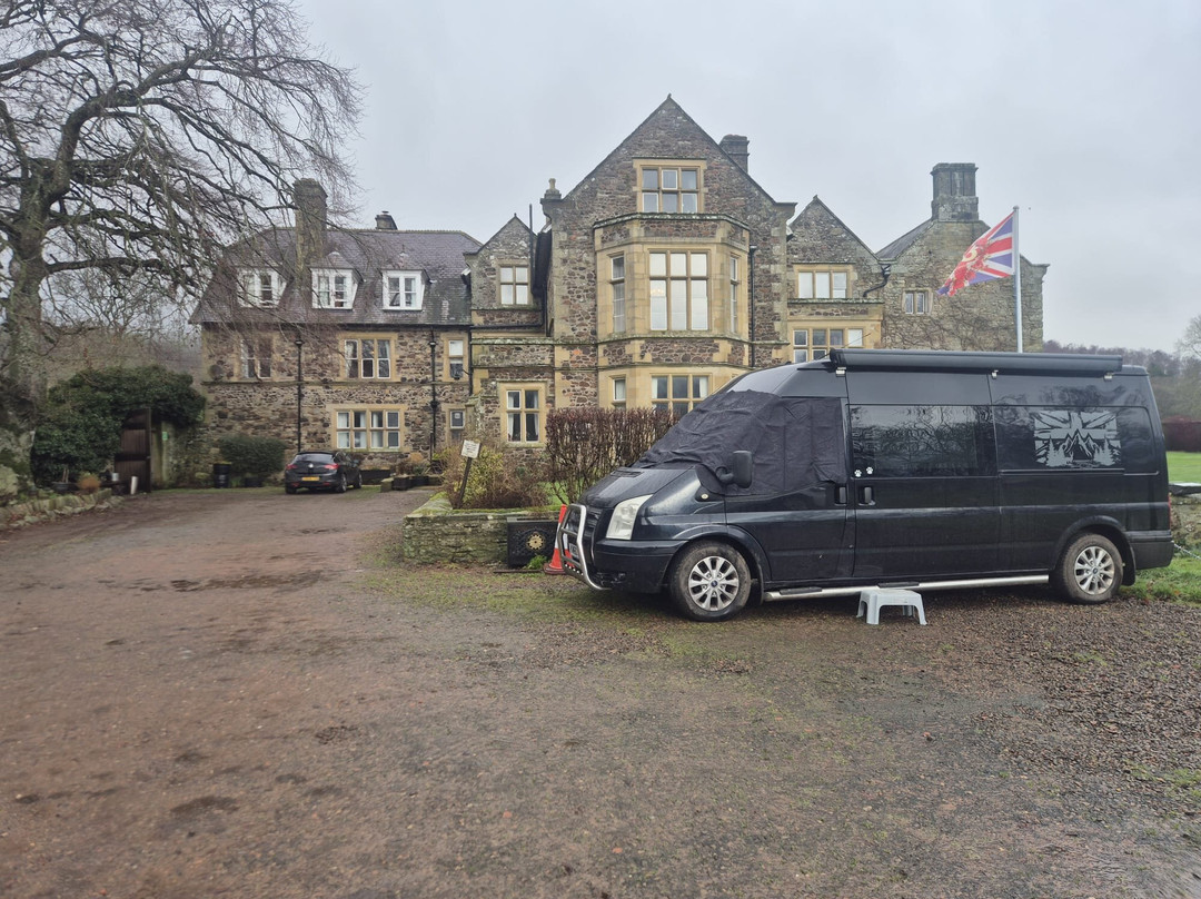 克伦内尔大厅酒店主图