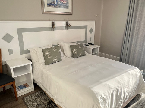 吕德里茨巢酒店主图