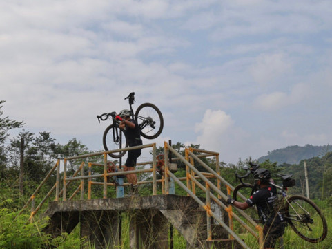 Multi Terrain Biking-安娜普纳区必去景点