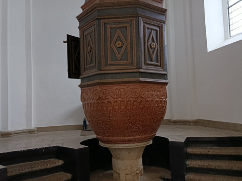 Church of Santa Maria Assunta-Irsina必去景点