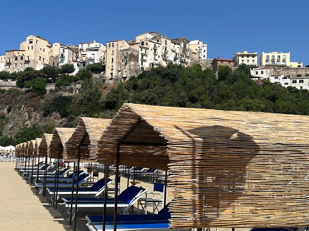 Lido Baia Azzurra-斯佩隆加必去景点