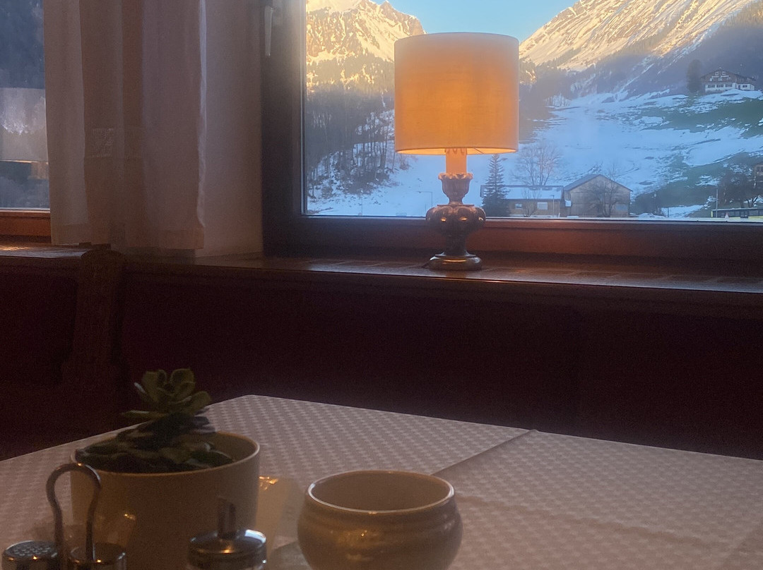 伊丽莎白酒店主图