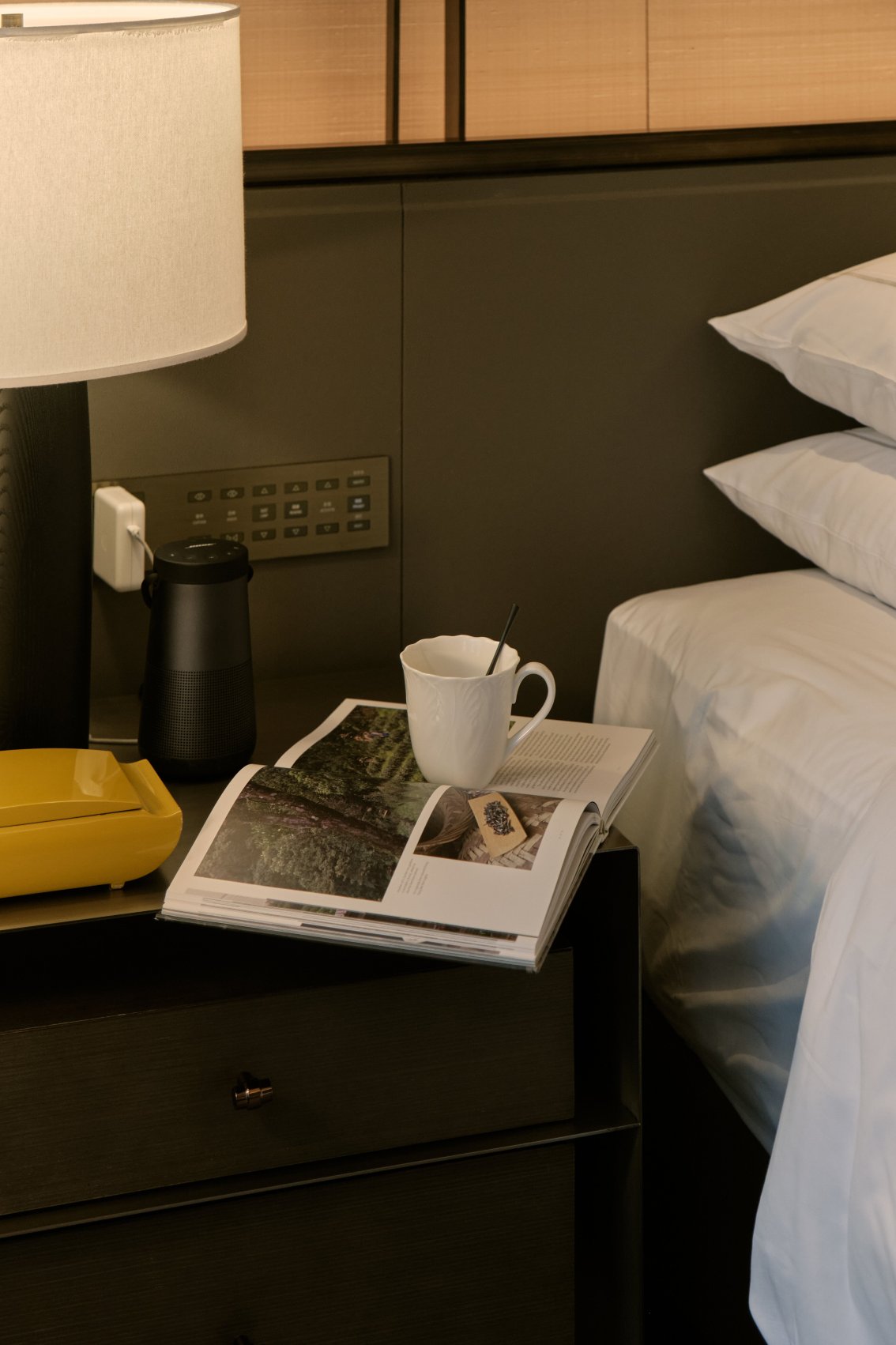 广州瑰丽府邸-客卧