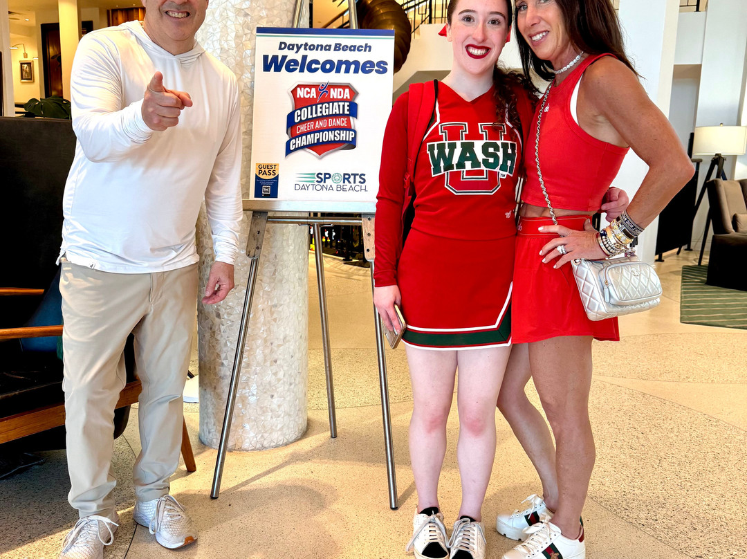 带托纳海滩硬石酒店主图