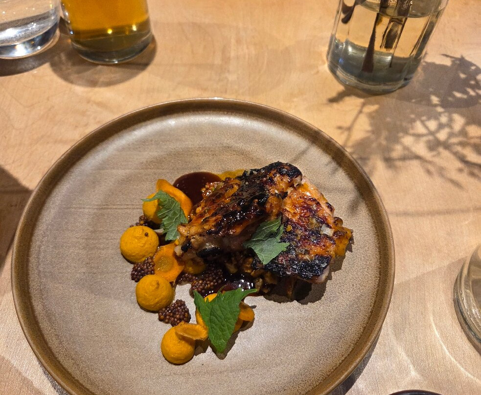 Elements Lodges主图