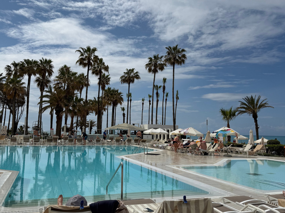 莱昂纳多广场塞浦路斯马里斯海滩水疗酒店主图