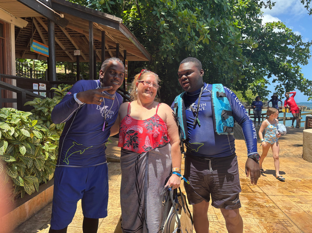 海豚湾-奥乔里奥斯必去景点