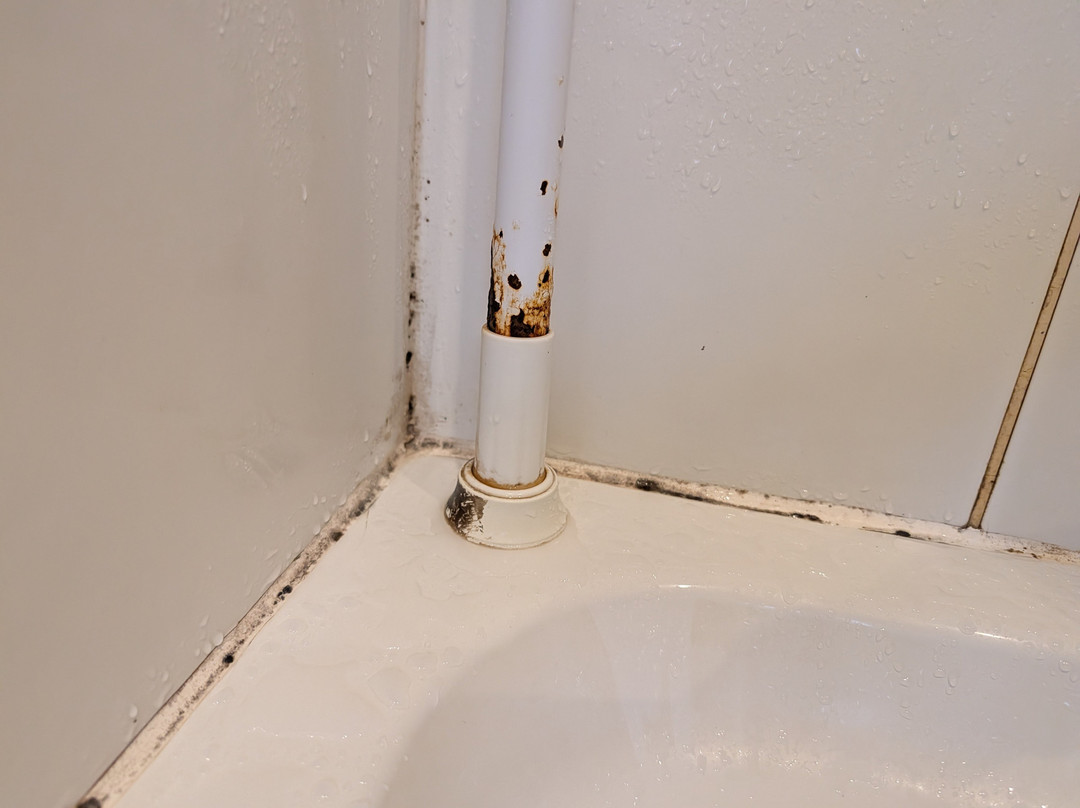 麦克唐纳酒店及小屋主图