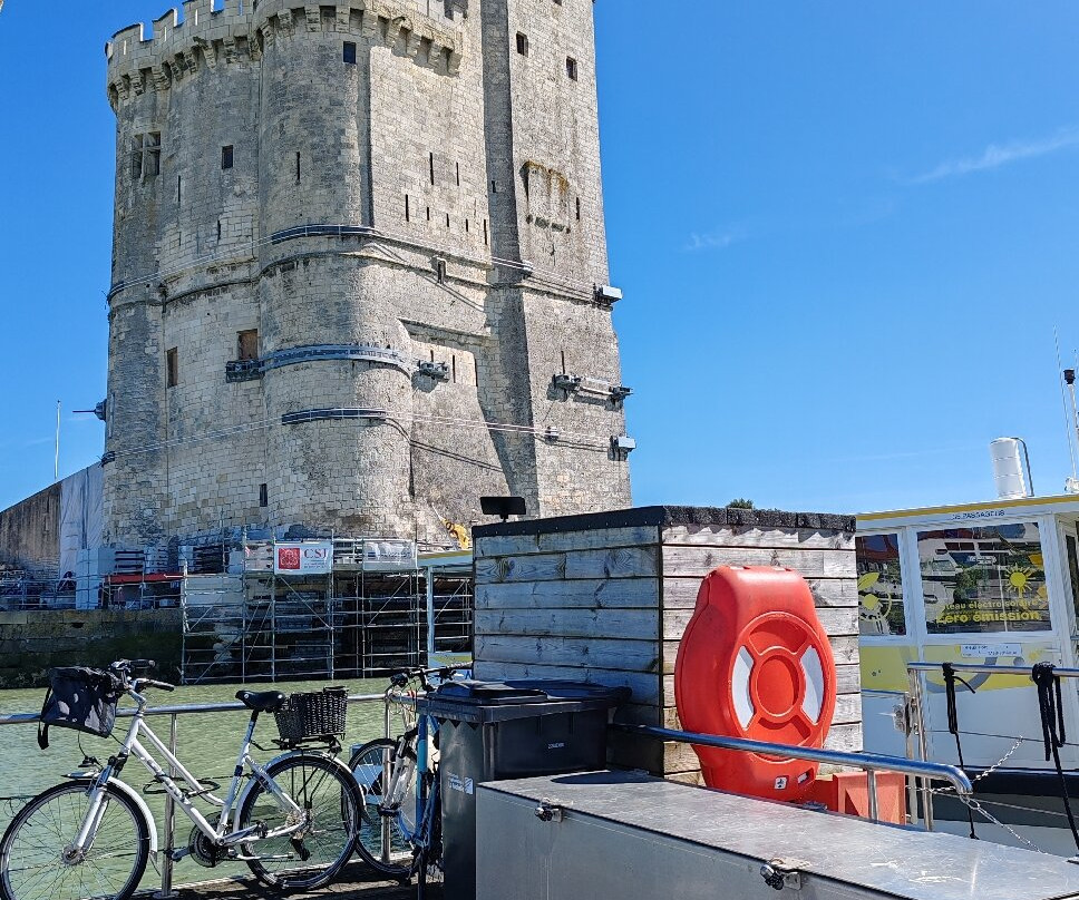 Towers of La Rochelle-拉罗谢尔必去景点