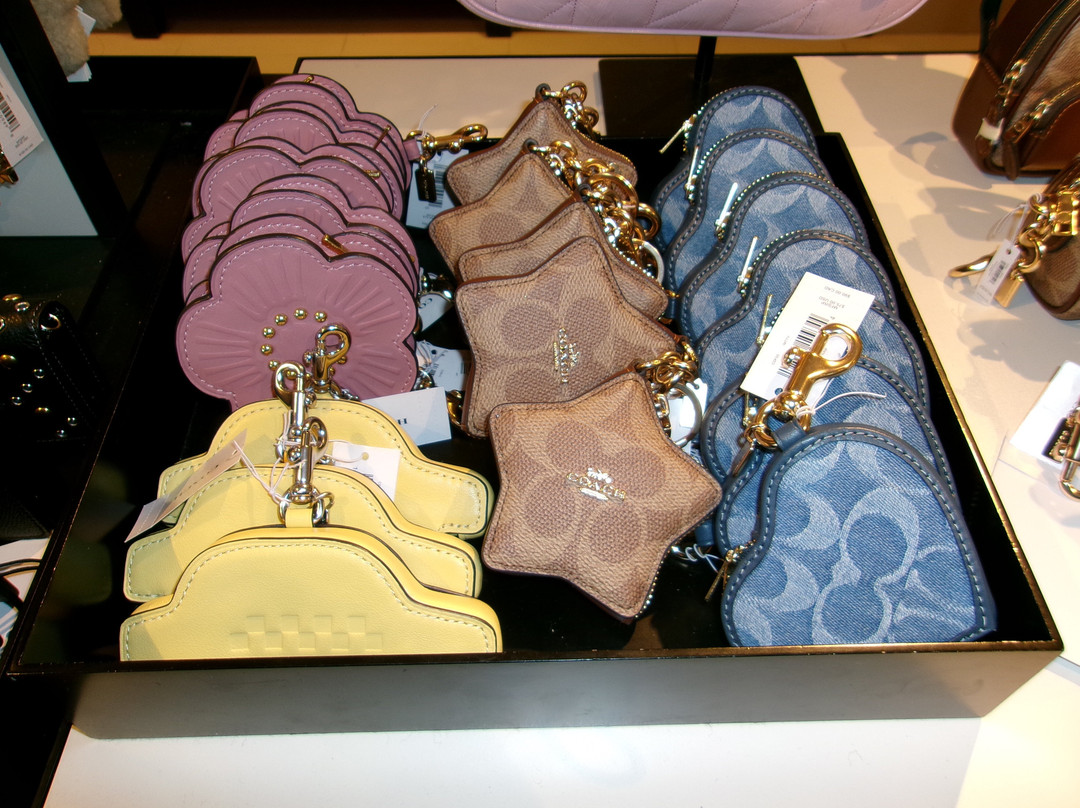 COACH Outlet-Kittery必去景点