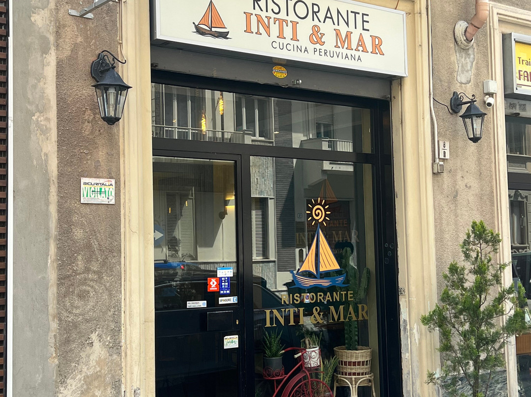 Inti & Mar