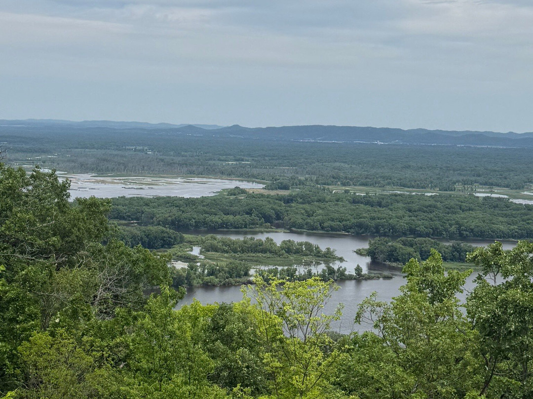 Great River Bluffs State Park-威诺纳必去景点