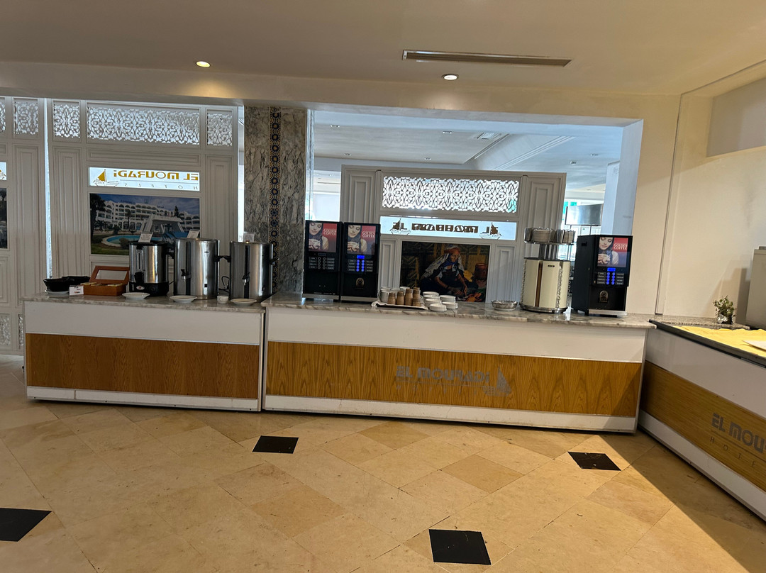 坎托维埃尔默拉蒂俱乐部酒店主图