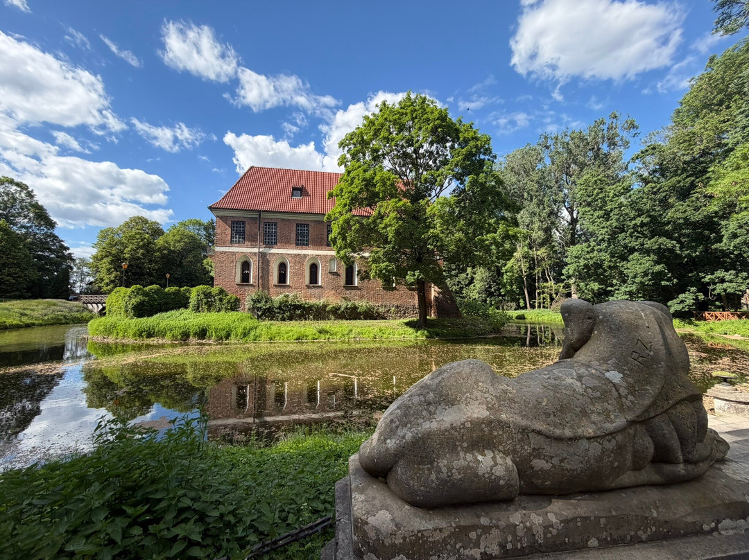 Oporów Castle Museum-Kutno必去景点
