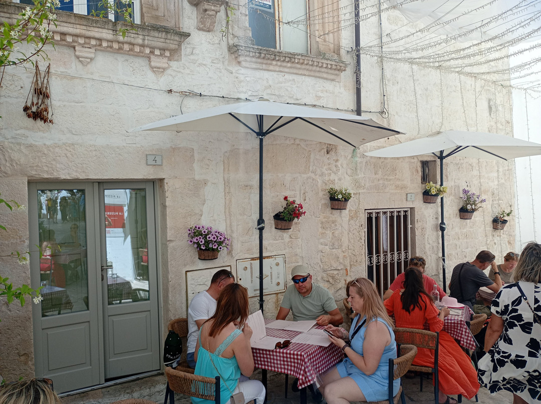 La Pizzeria