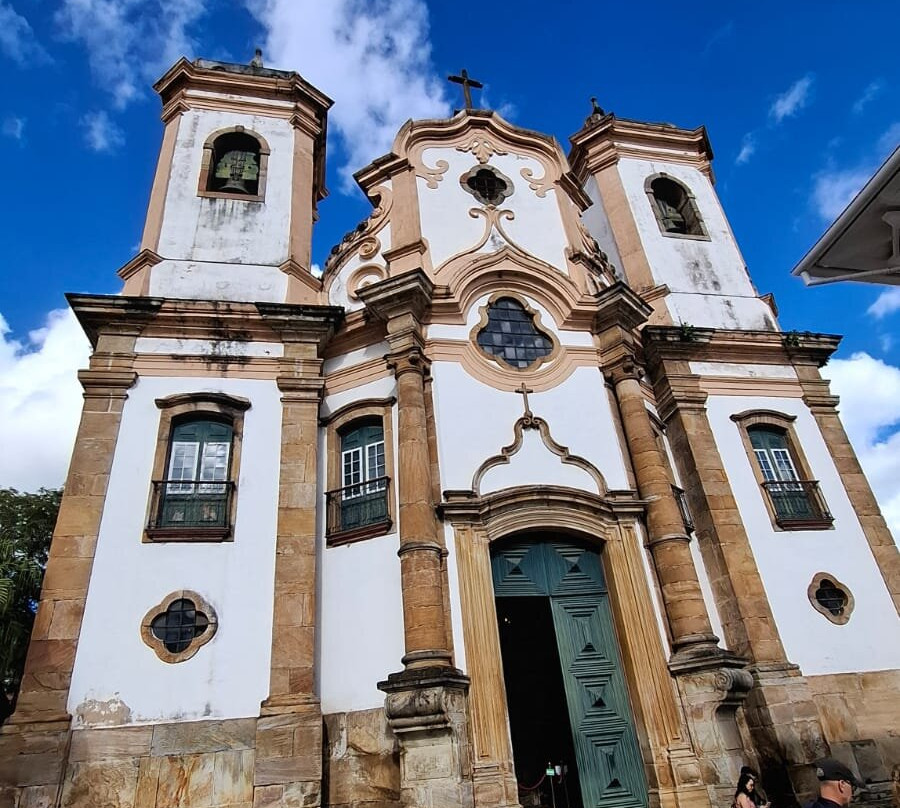 Basilica of Nossa Senhora do Pilar-欧鲁普雷图必去景点
