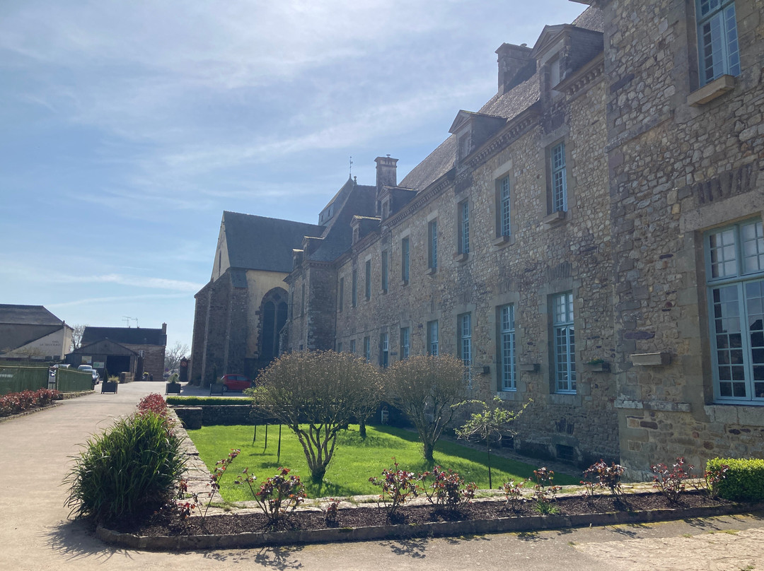 Abbaye Notre-Dame de Paimpont-Paimpont必去景点