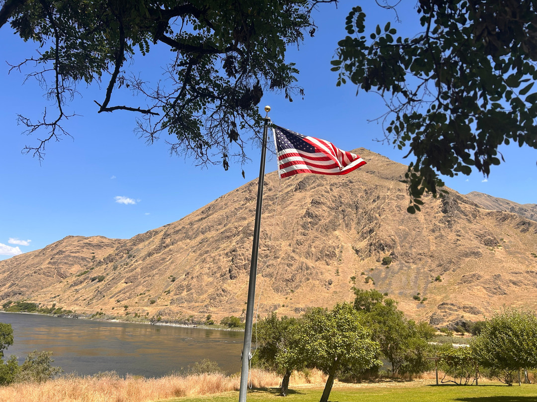 Killgore Adventures Hells Canyon Jet Boat Trips & Fishing Trips-White Bird必去景点