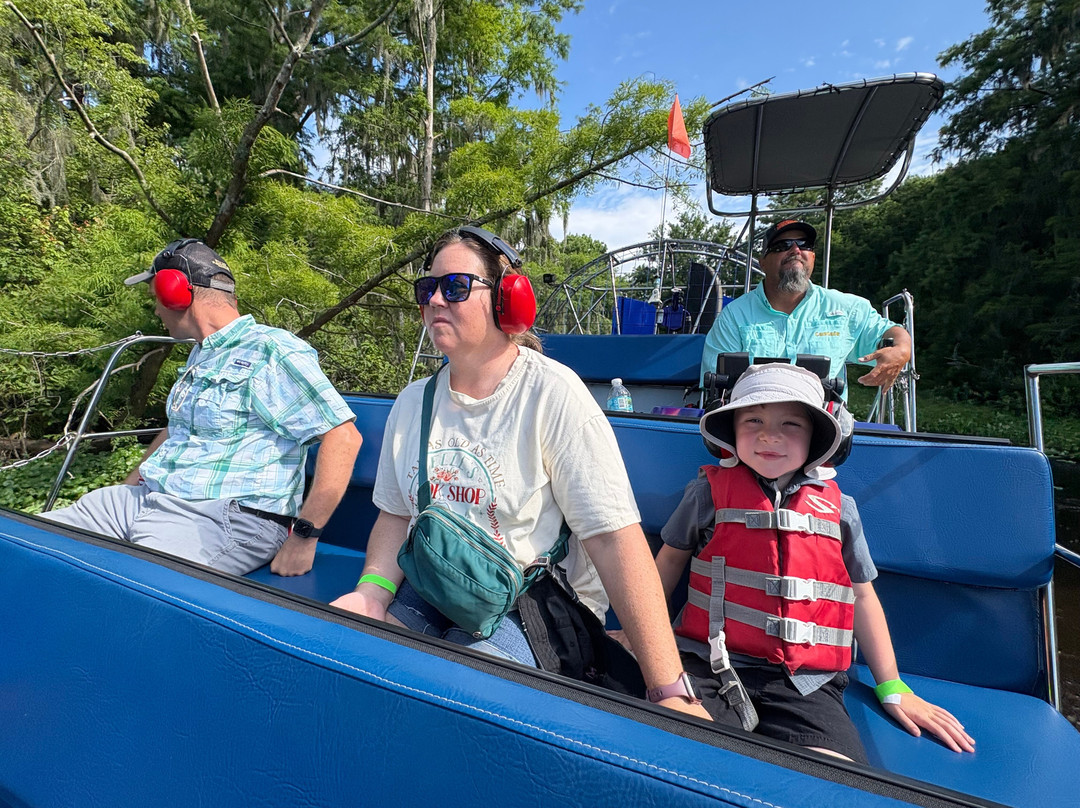 Tom and Jerry's Airboat Tours-Lake Panasoffkee必去景点