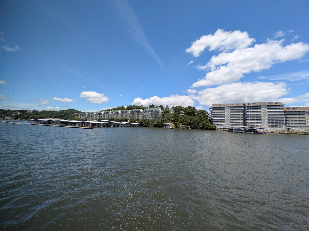 Celebration Cruises-Lake Ozark必去景点
