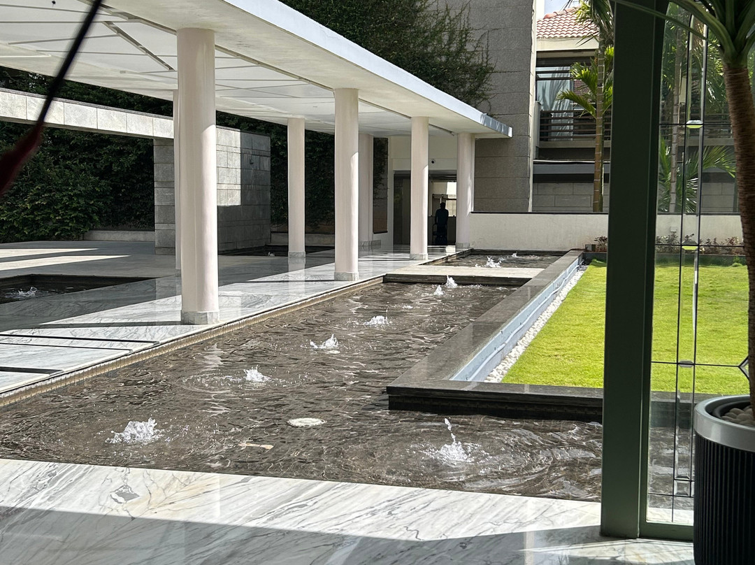 贝尔泽亚南比亚尔俱乐部酒店主图