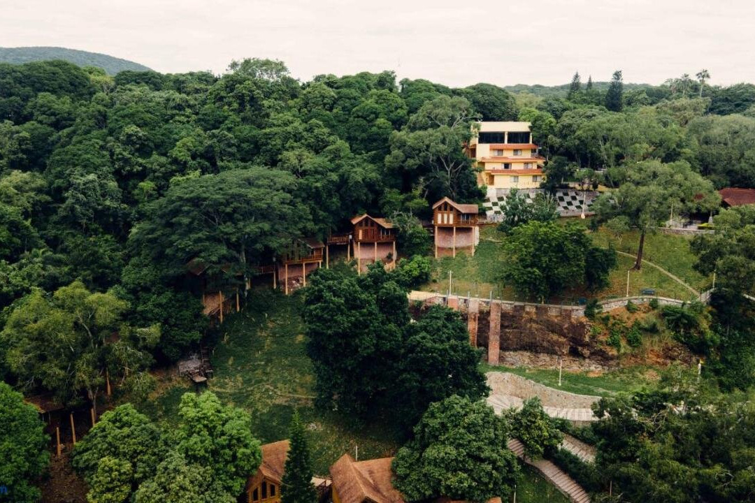 Cumbres Hotel y Cabanas