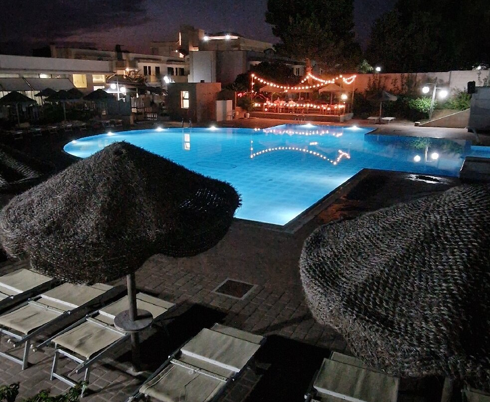 Hotel Thàlas Club主图