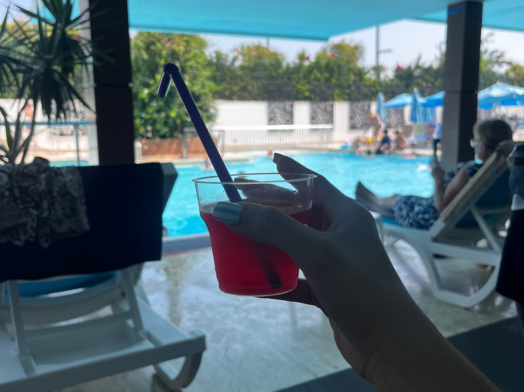 临海家庭度假酒店-全包式主图