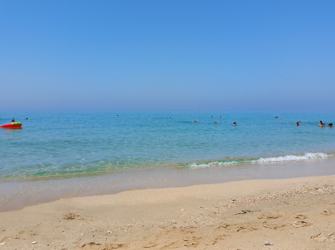 Loutsa Beach-Loutsa必去景点