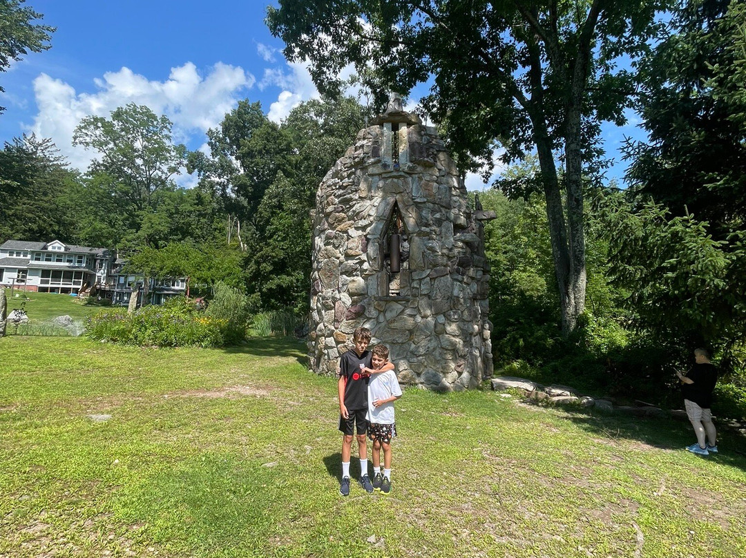 Columcille Megalith Park-班戈必去景点